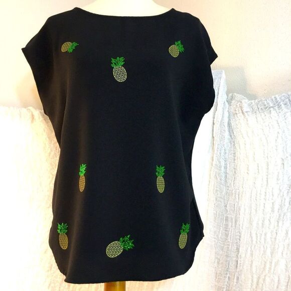 Marc New York Andrew Marc Pineapple Print Top Size M - Picture 1 of 8